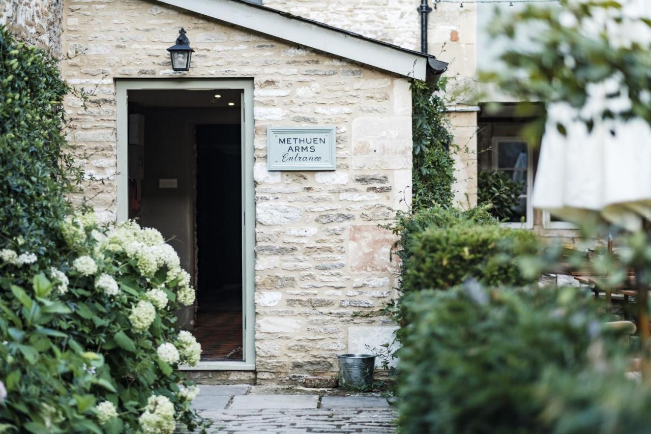 Hotel The Methuen Arms Corsham Exterior foto Methuen Arms